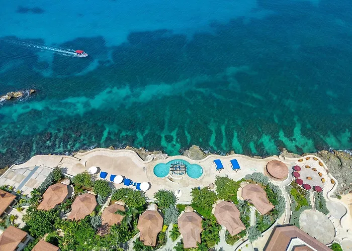 Ocean Cliff Hotel Negril Limited - Adults Only