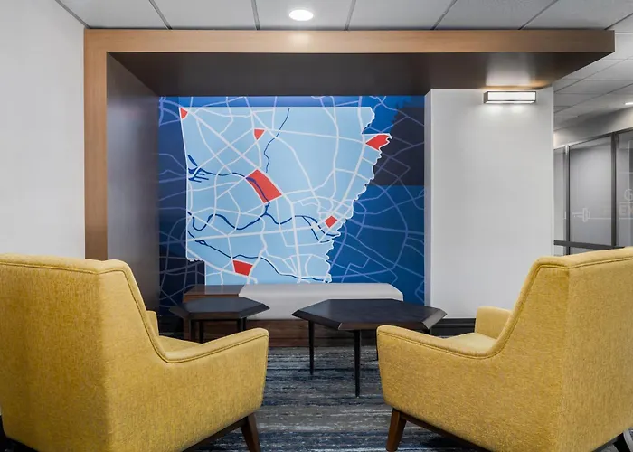 Holiday Inn Express Hotel & Suites Bentonville By Ihg
