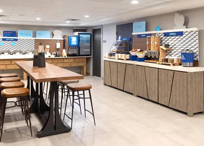 Holiday Inn Express South Burlington - Downtown By Ihg