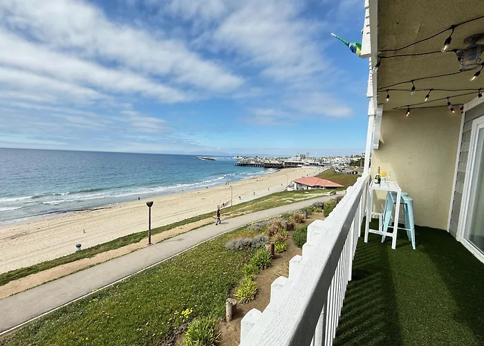 Oceanfront 1 Bed 1 Bath , Parking, Stunning View 337