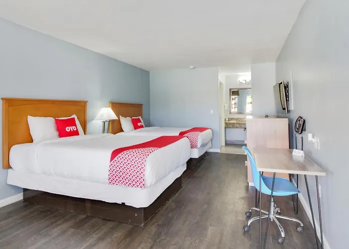 Oyo Hotel Ingleside Tx