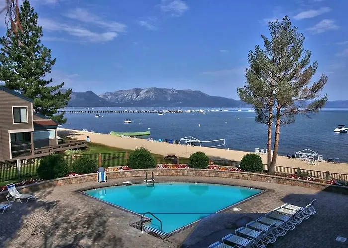 Llc1236 - Lakeside Landing