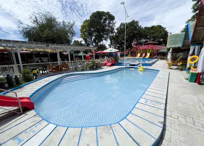 Red Apple Hotel And Resort San Juan Batangas