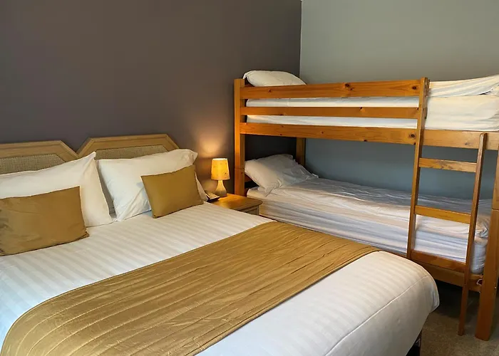 Exeter Court Hotel