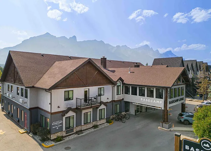 Basecamp Lodge Canmore