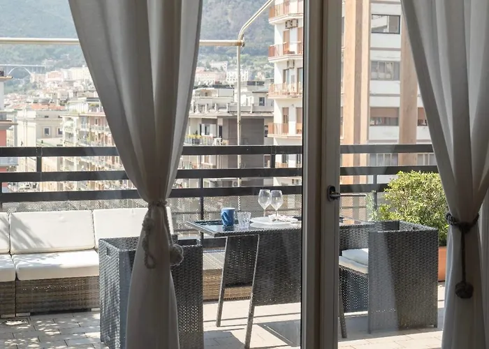 Mareluna Penthouse - Luxury Suites