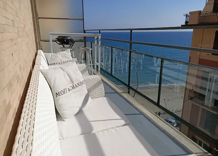 Casa Di Noemi - Seafront With Parking