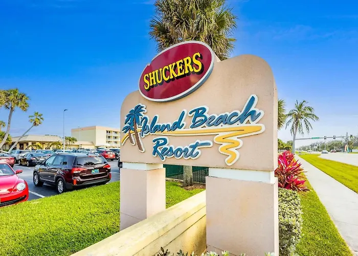 Hutchinson Island Beachfront Heated Pool Balcony Top Floor