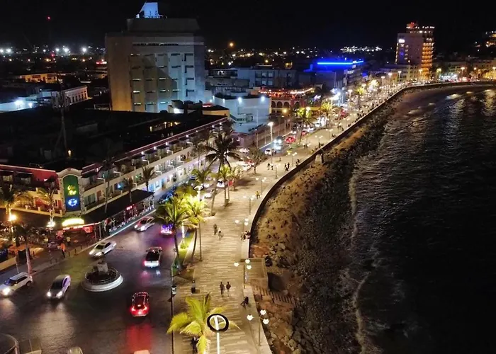 Hotel La Siesta Malecon