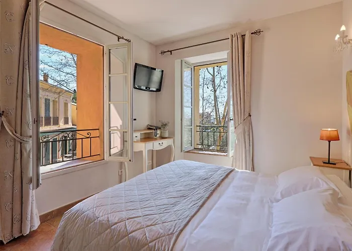 Hostellerie du Cigalou - Les Collectionneurs