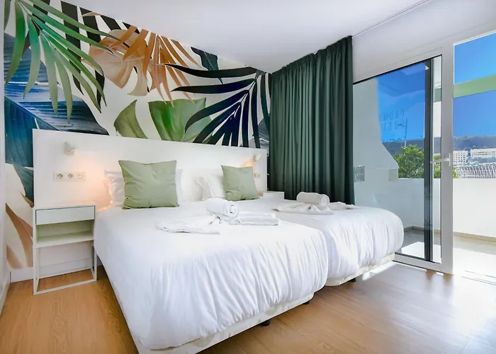 Palm Suites By Chaturhotels