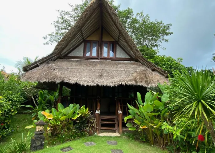 Flower Bud Bungalow Balangan