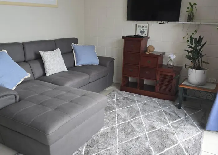 Whitsunday Waterfront Apartments