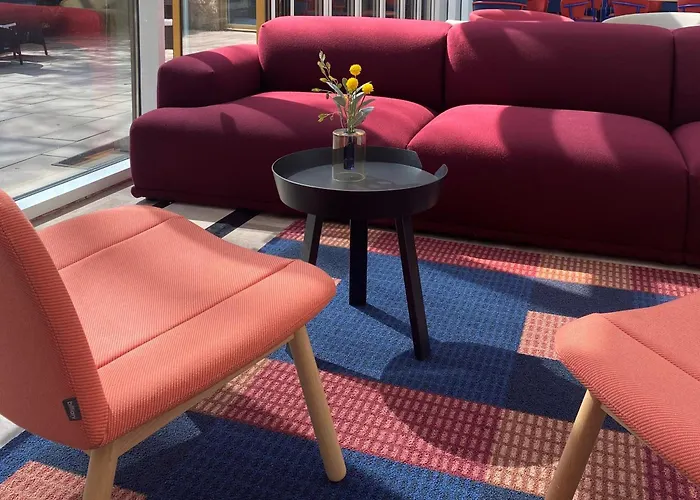 Holiday Inn Express Windsor By Ihg