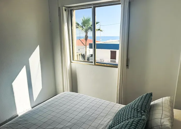Apartamento segunda línea piscina frente al mar