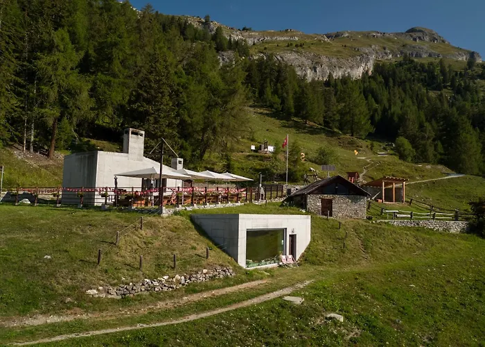 Le Mayen De Colombire