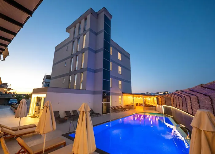 Admiro Hotel