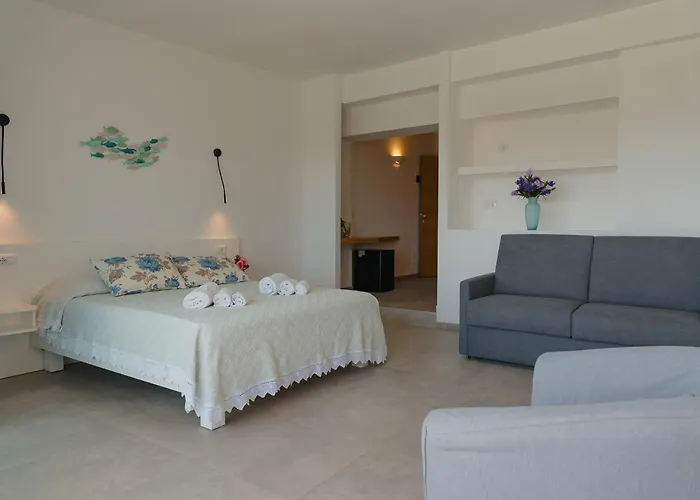 Rooms, Affittacamere Maksim