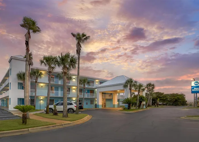 Best Western Navarre Waterfront