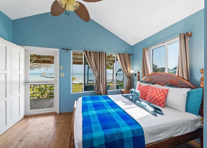 Tilt-Ta-Dock Resort Belize
