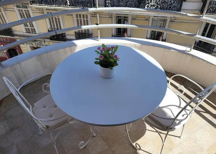 Appartement Centre ville carré d'Or
