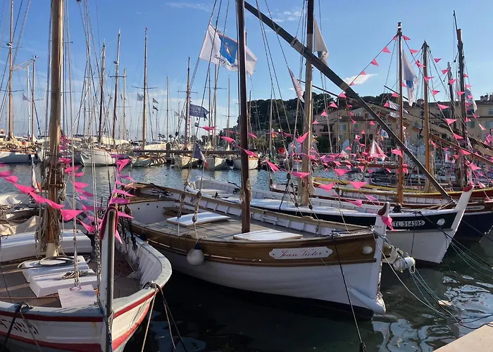 emplacement idéal, vue mer, parking offert