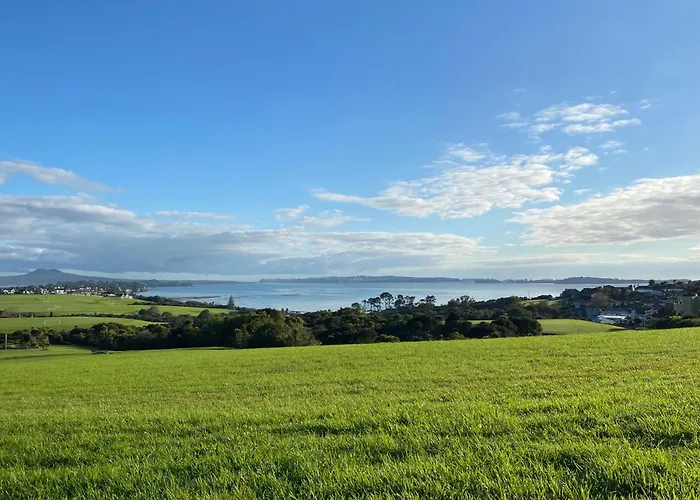 Seaview House In Howick Auckland