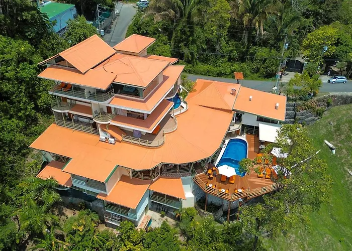 Issimo Suites (Adults Only)