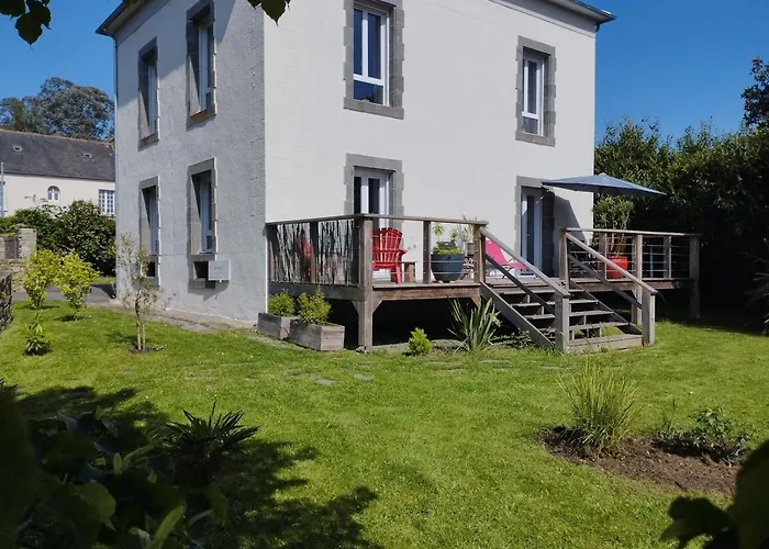 Maison de Kerangall Brest appartement jardin et parking
