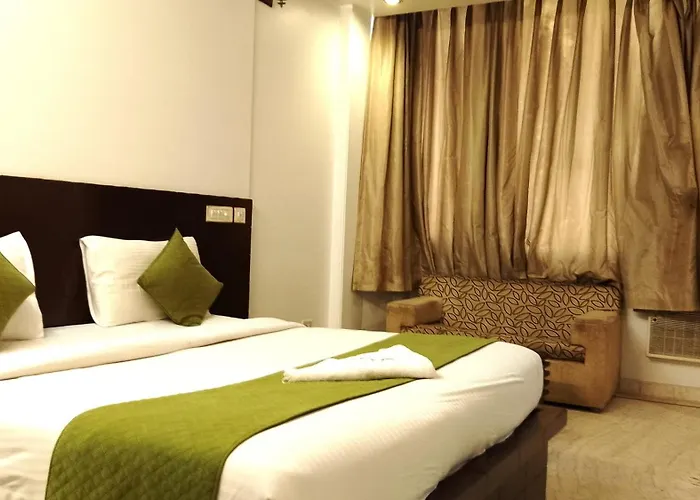 Hotel Grand Grace Plaza Near Igi Airport