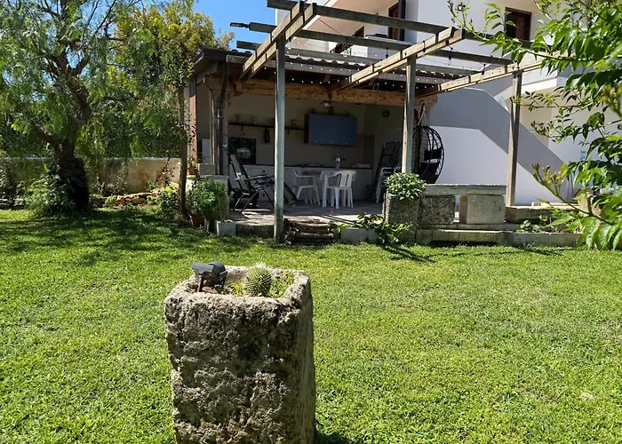 Villa Ena