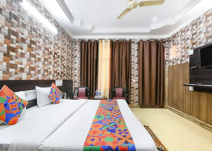 Fabhotel Sn Resort