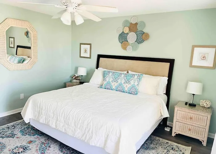 Ocean Breeze, Beautiful Ocean Front Townhome