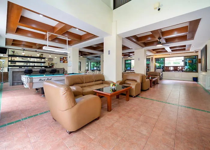Patong Central Residence And Apartment