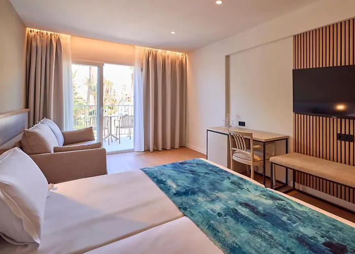 Universal Hotel Romantica