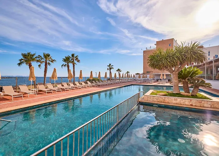 Universal Hotel Romantica