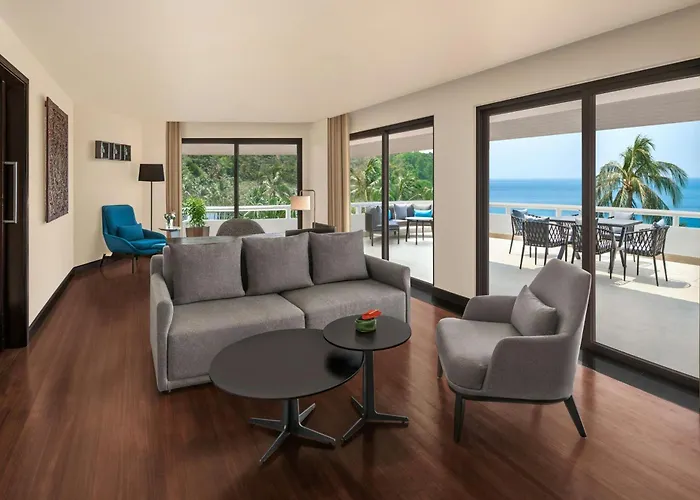 Le Meridien Phuket Beach Resort