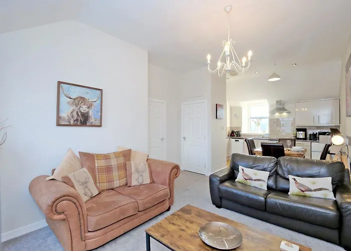Douglas House Apartments