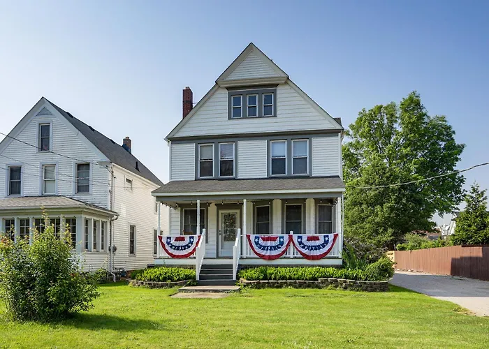 Walk To Beach: Home W/ Pool In Vermilion