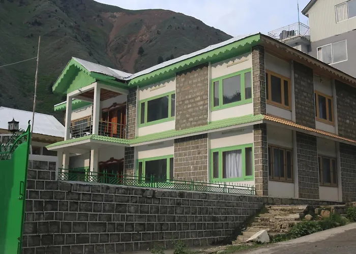 Musketeers Resort Naran