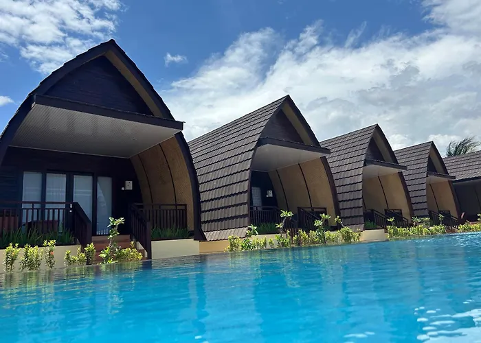 Bayview Beach Resort East Lombok
