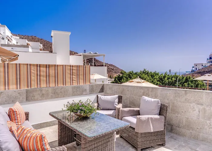 Granada II Apartments