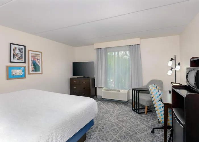 Hampton Inn & Suites Pensacola/Gulf Breeze