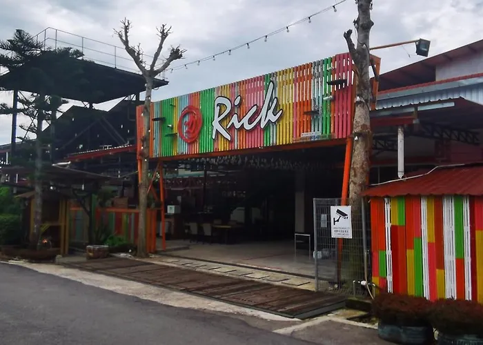 Rick Resort Teluk Intan