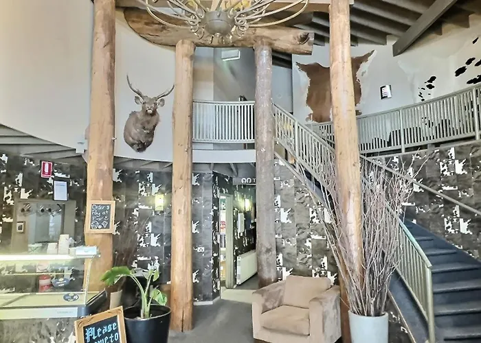 High Plains Lodge Rooms