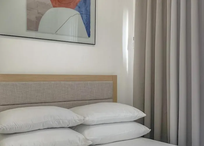 L Casa Tagaytay Staycation Fast Wifi And Free Parking