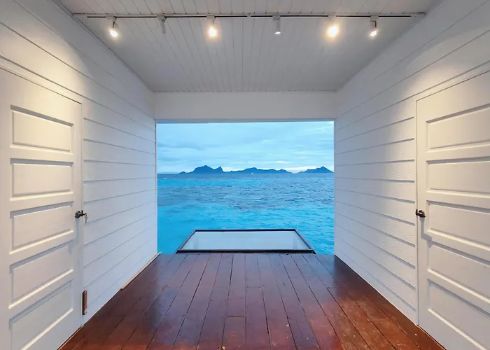 Bubblefish Water Villa