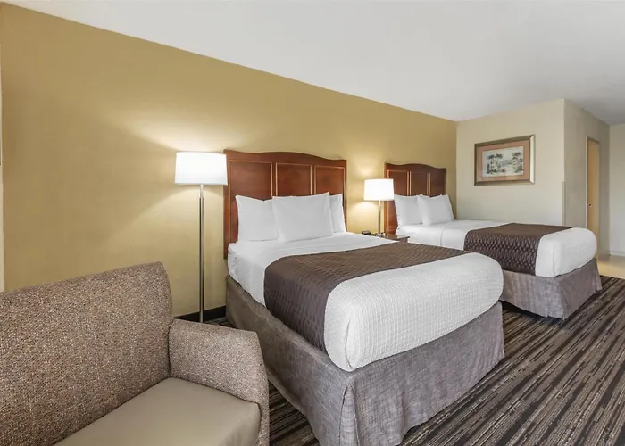 Best Western Plus North Miami-Bal Harbour
