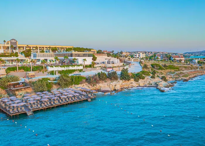 Enki Spinoza Resort Hotel
