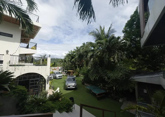 Tahum Lake Resort